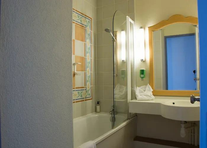 Western Le Sud מלון 3*